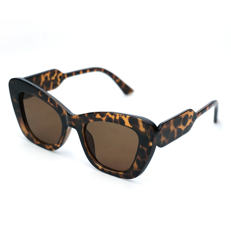 Damen Cat-Eye Sonnenbrille mit stilvollen Details Brehn