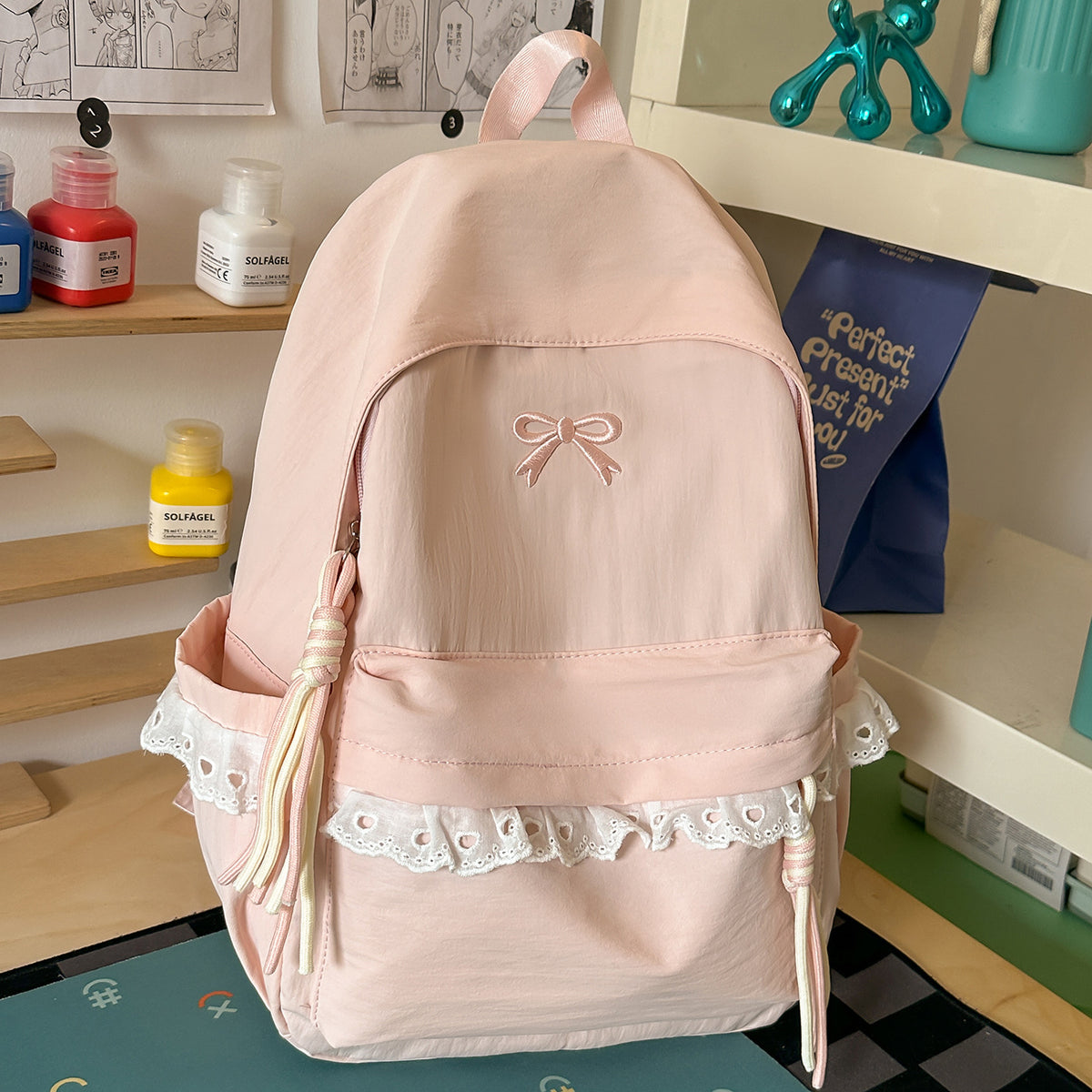 Stilvoller Bestickter Rucksack mit Schleifenakzent Brehn