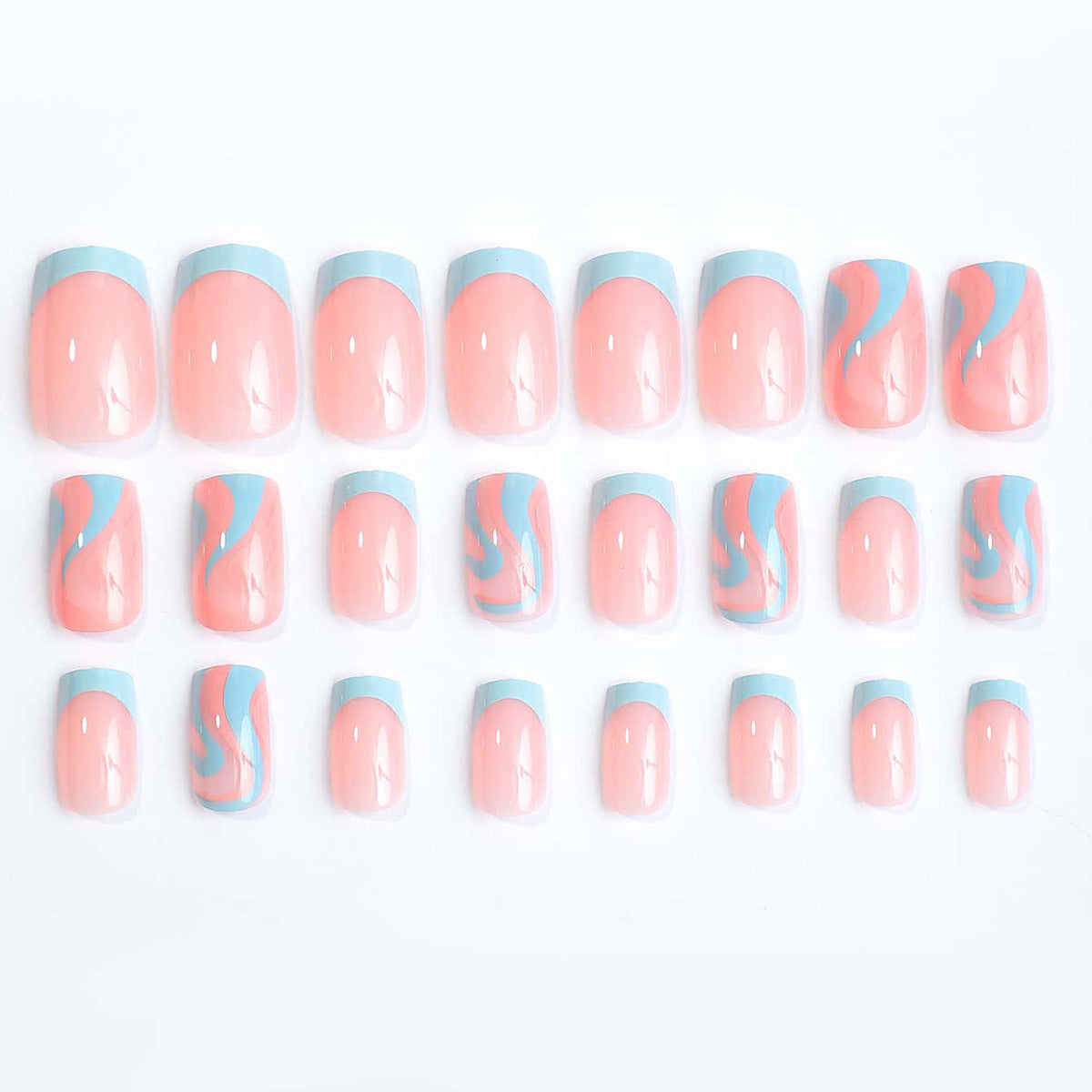 Kunstnagelset mit eleganten French Tips Brehn