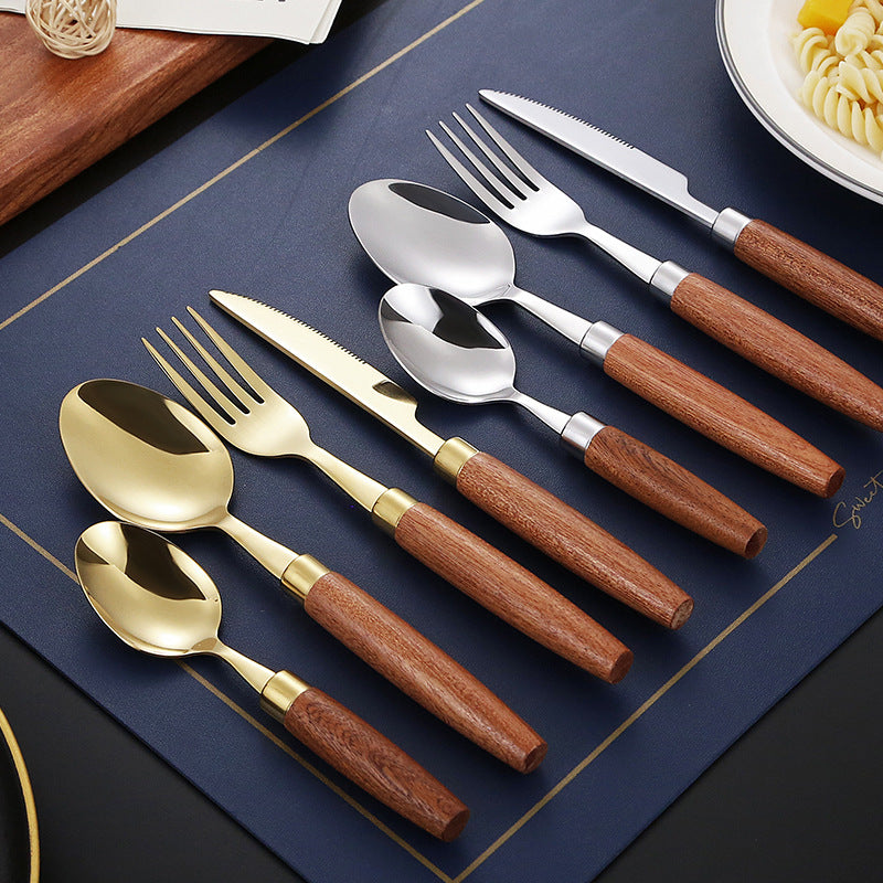 Eleganter Dessertlöffel mit Ergonomischem Holzgriff Brehn