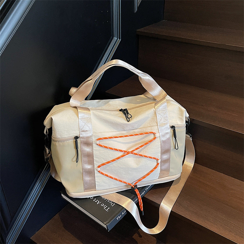 Multifunktionale Sport- Und Reisetasche Im Modernen Design Brehn