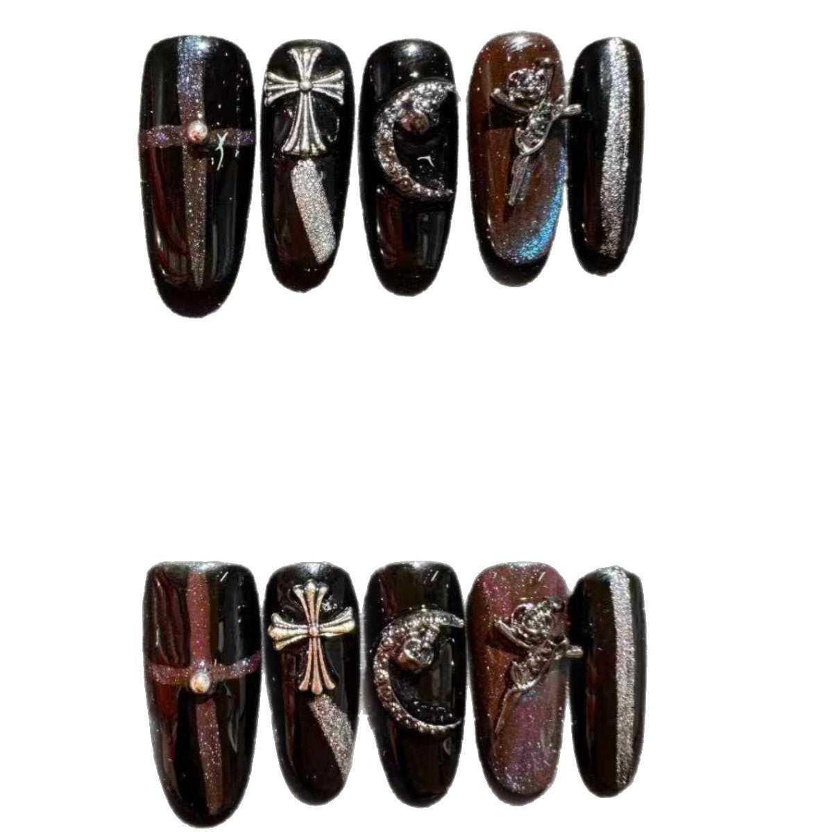 Künstlerisches Handgemachtes Press-On Nagelkunstset mit dekorativen metallischen Akzenten