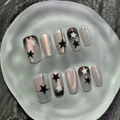 Künstlerisches Sternmuster Press-On Nagelset Brehn