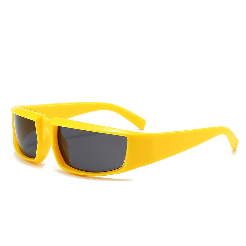 Damen stylische Sonnenbrille im futuristischen Design Brehn
