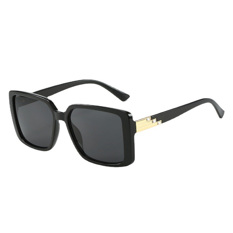 Damen modische quadratische Sonnenbrille mit trendigen Details Brehn