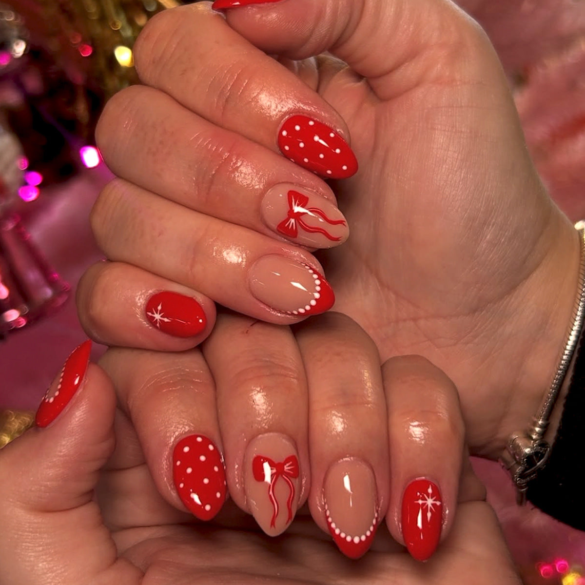 Kunstfingernägel mit Festlichem Weihnachtsdesign Brehn
