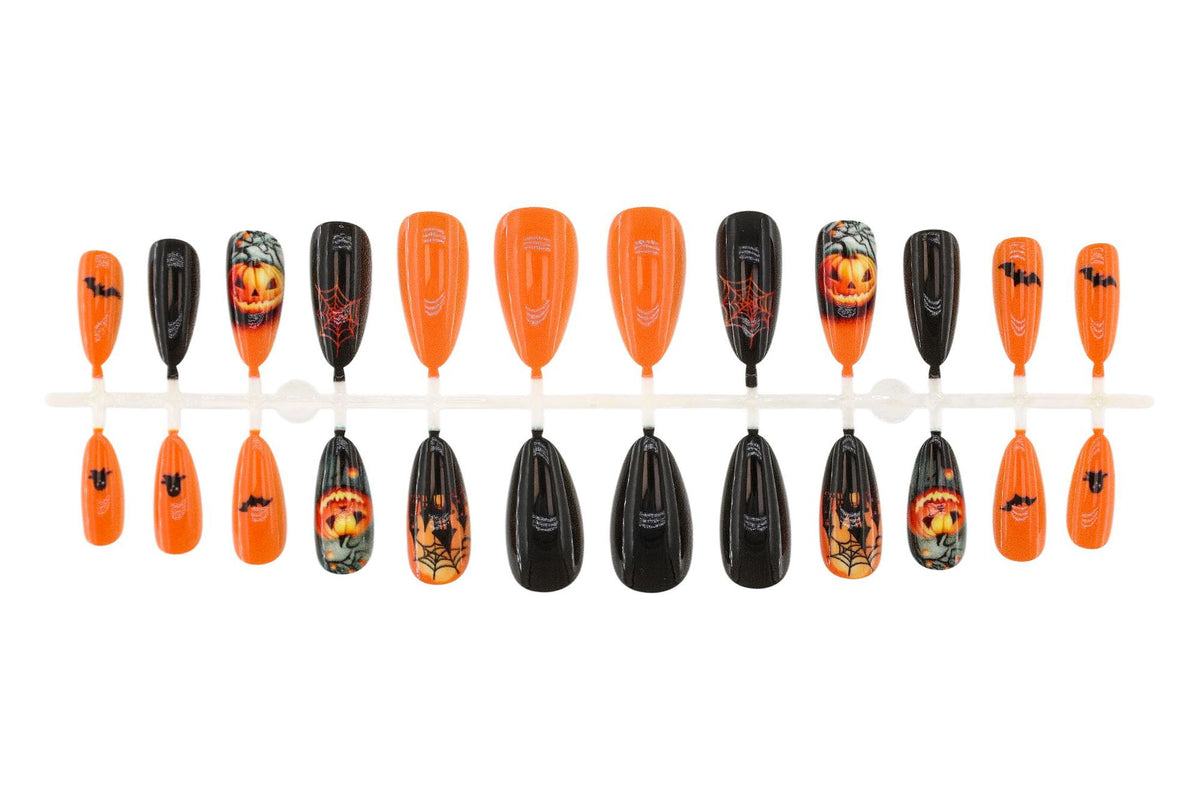 Halloween Kunstnagelset mit kreativen Geister- und Kürbismotiven Brehn