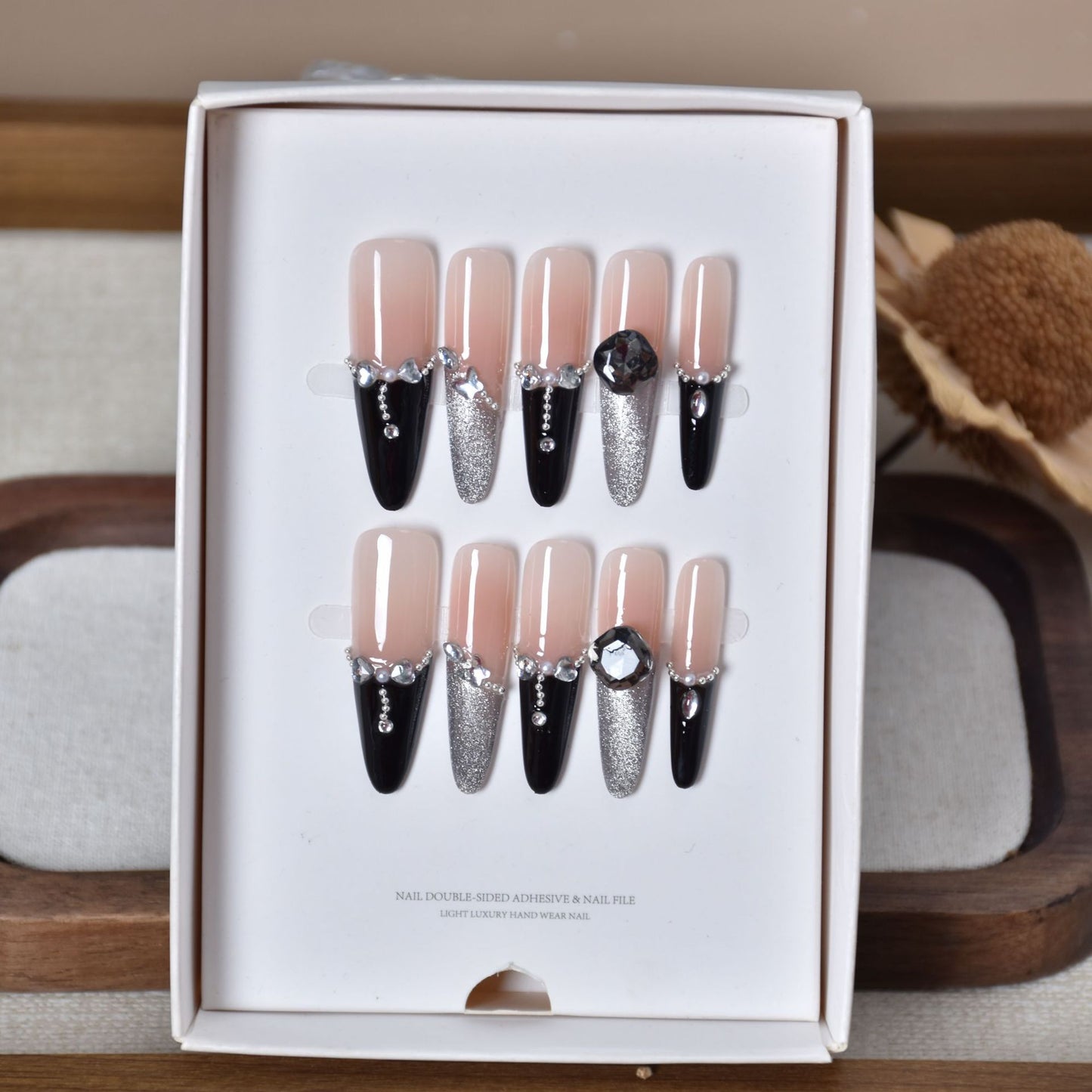 Elegante Stiletto Nagelkunst Verlängerungen Brehn