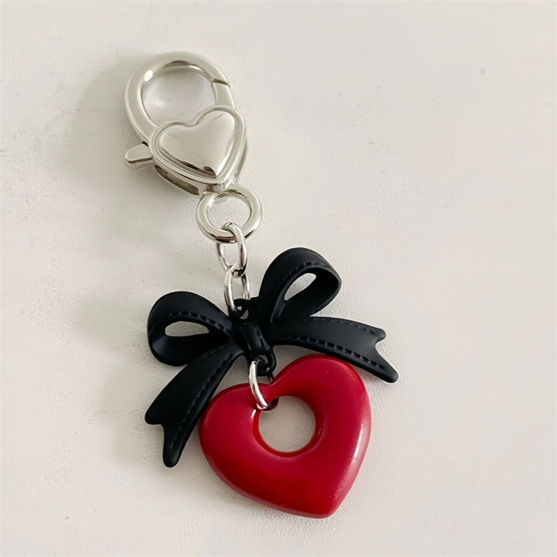 Herzförmiger Charm Schlüsselanhänger Brehn