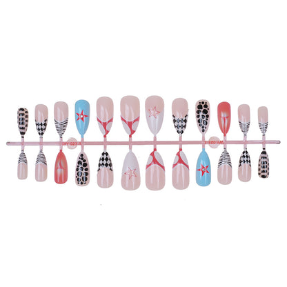 Künstlerisches Press-On Nail Set Brehn