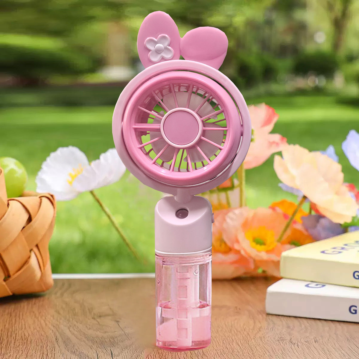 Damen tragbarer Mini-Lüfter mit Sprühfunktion Brehn