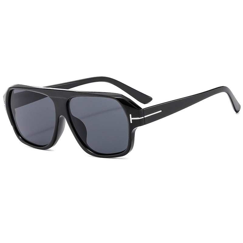 Damen modische Sonnenbrille mit markanter Geometrie und braunen Gläsern Brehn
