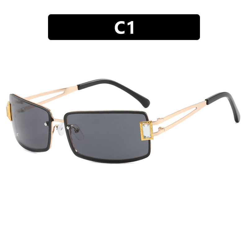 Damen stilvolle Sonnenbrille mit eleganten trapezförmigen Gläsern und filigranem Metallrahmen Brehn