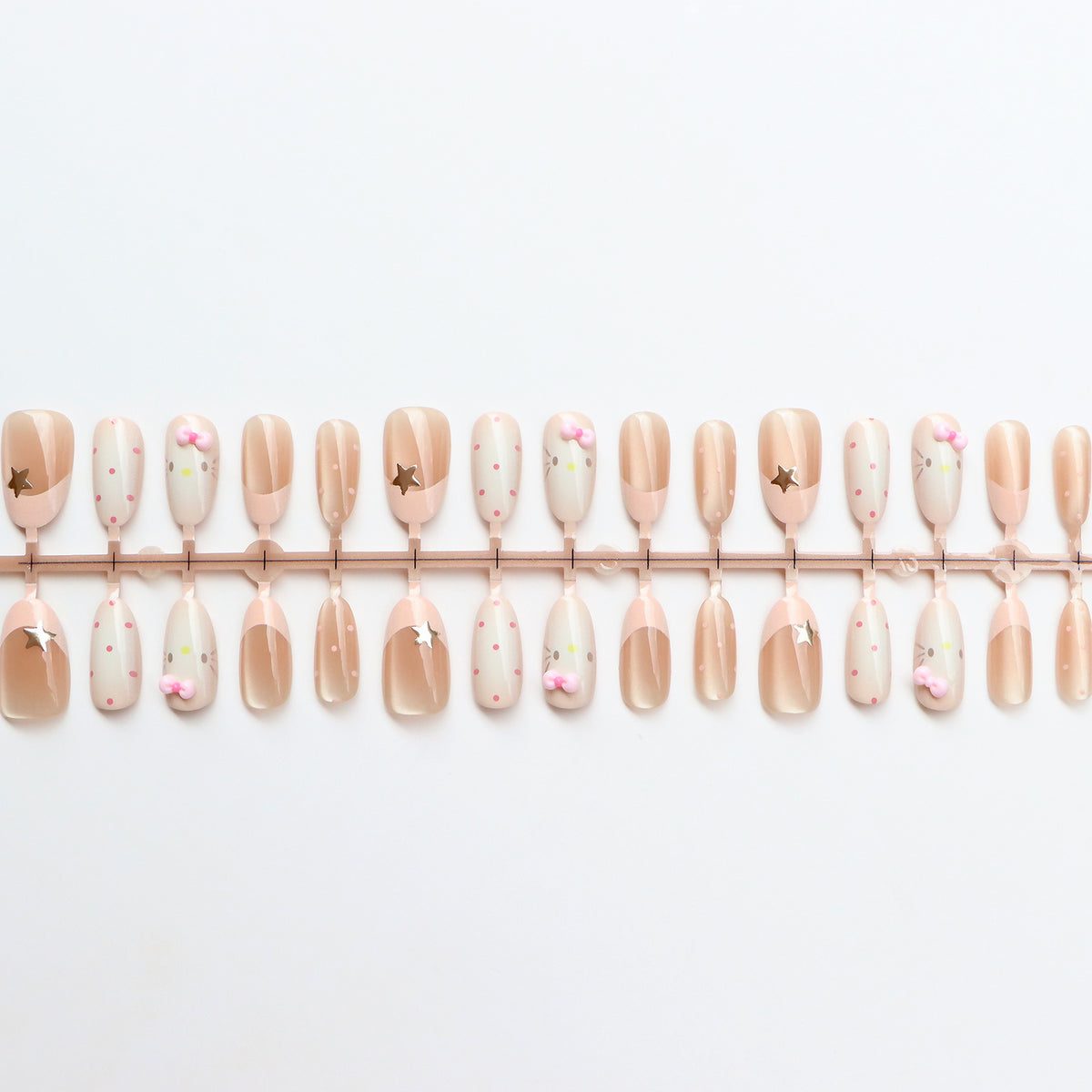 Elegantes Minimalistisches Press-On Nagelset Brehn