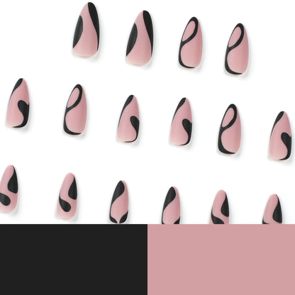 Kunstvolle Nagelkunst mit kreativem Schwarz-Weiß-Design Brehn