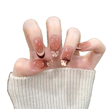Künstlerisches Press-On Nageldesign Brehn
