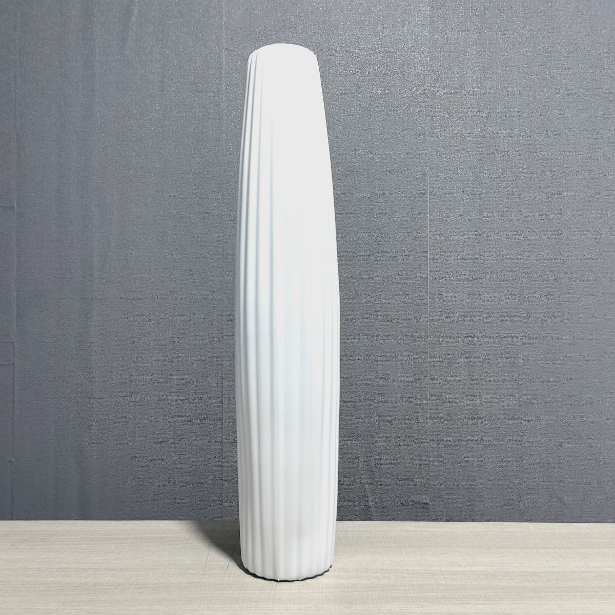 Elegante große dekorative gerippte Vase Brehn