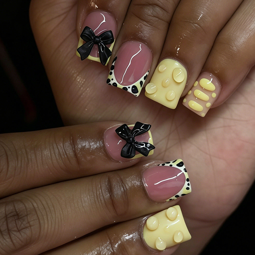 Kreatives Dekoratives Press-On Nagelset Brehn