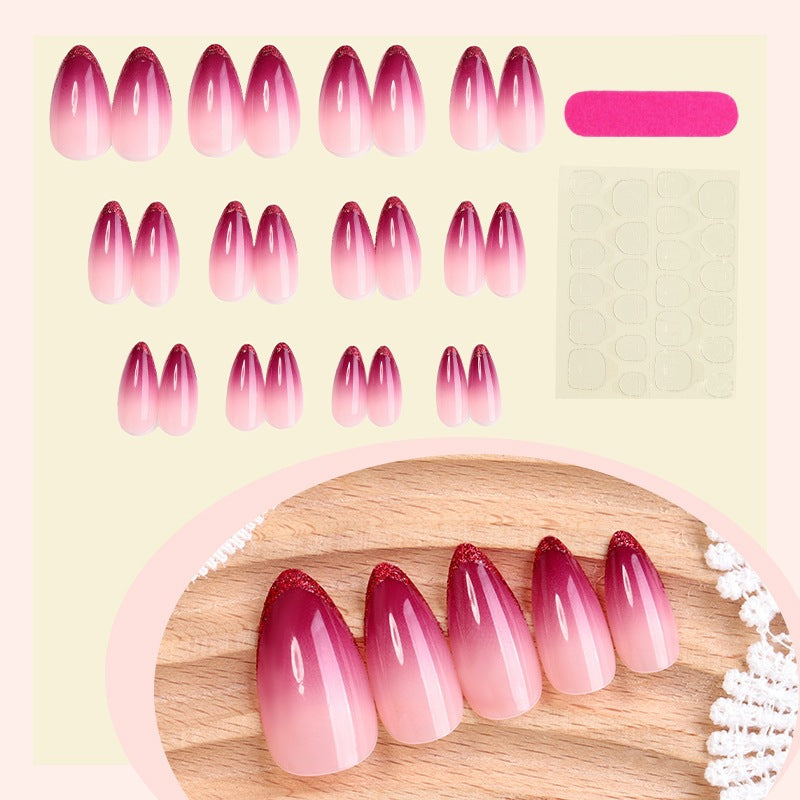 Kunstnagelset mit eleganten ombre Farbverläufen Brehn