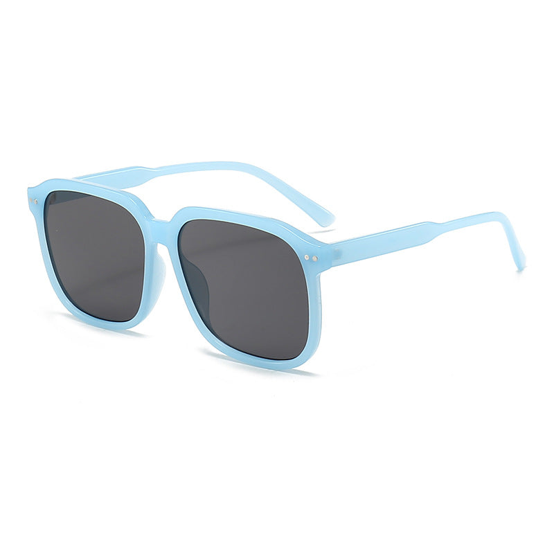 Damen Quadratische Sonnenbrille mit robustem Rahmen und UV-Schutz Brehn