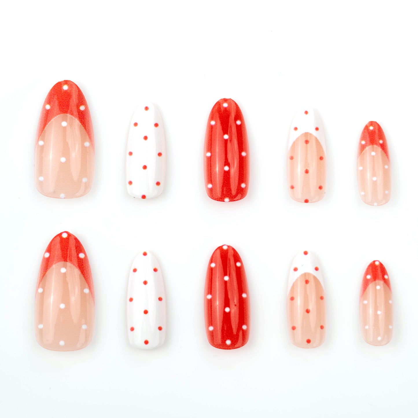 Kreatives Kunstnagelset mit verspieltem Punkten-Design Brehn