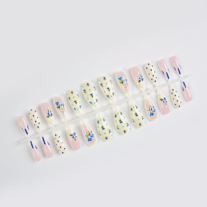 Künstlerisches Florales Nagelkunst-Kit