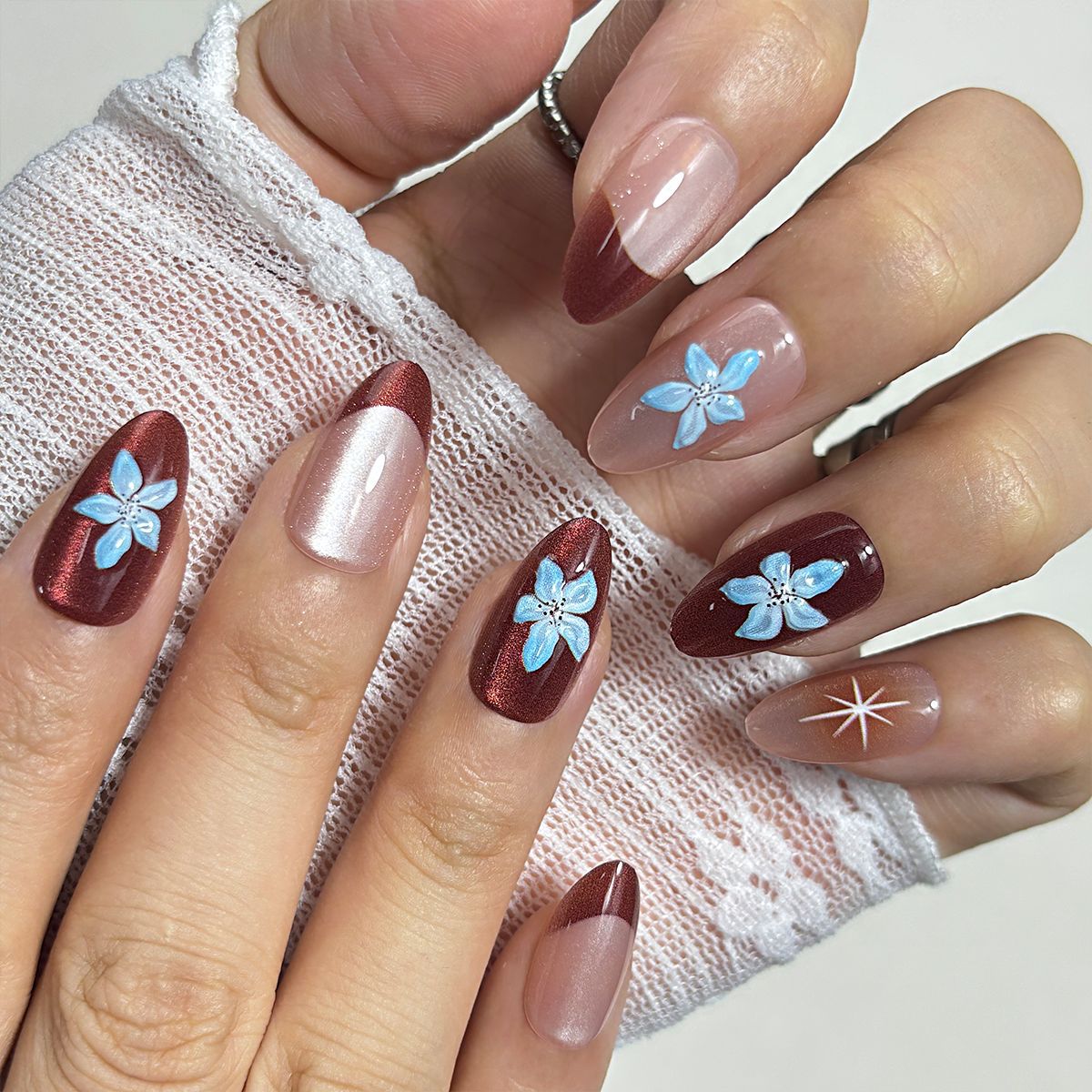 Elegante Floral Press-On Nagelset Brehn