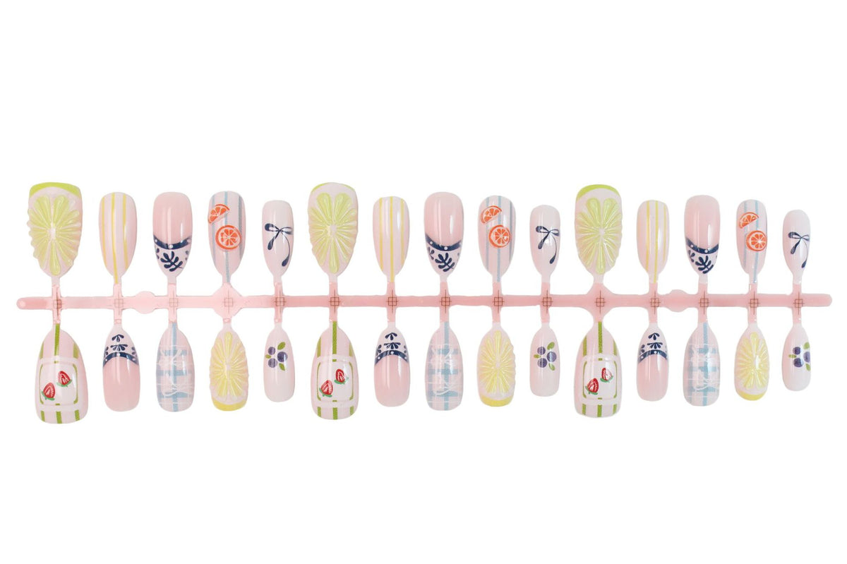 Kunstnagelset mit bunten Obst- und Blumenmotiven Brehn