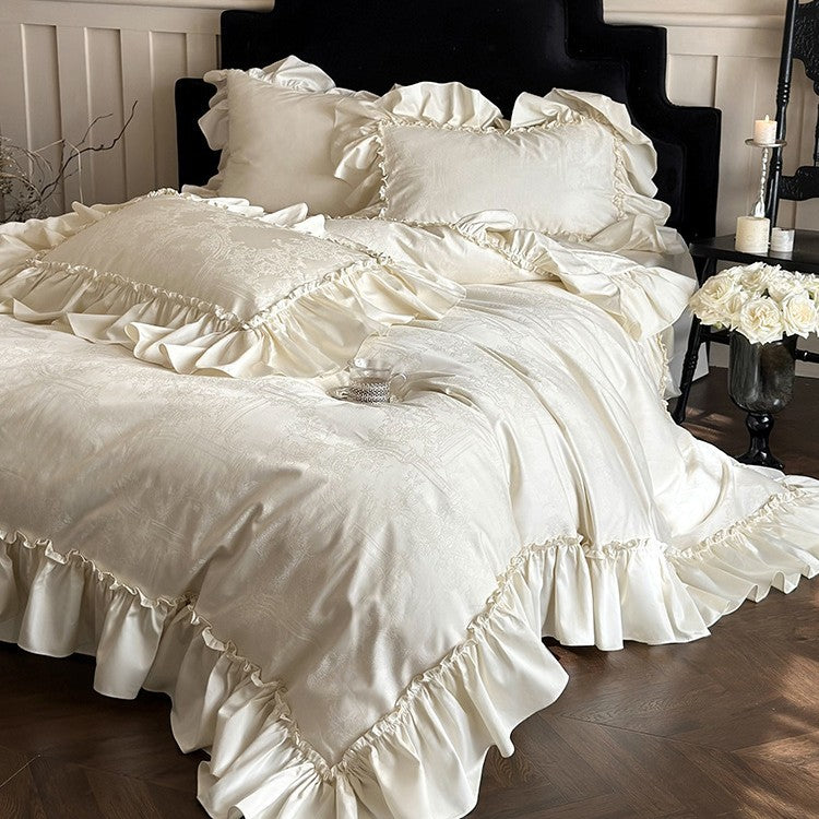 Elegante Bettwäsche-Garnitur aus satinähnlichem Jacquard mit Volantkante