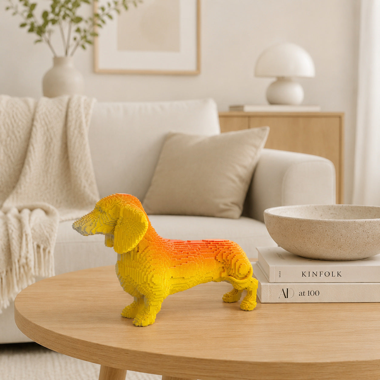 Verspielte Dekofigur eines süßen Dachshunds Brehn