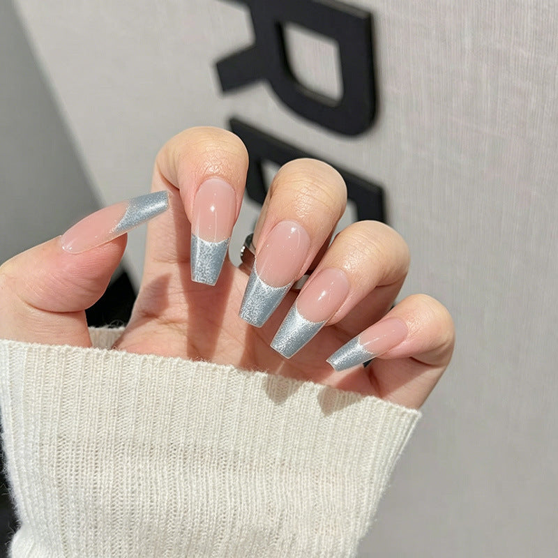Elegante glitzernde Acrylnagelerweiterungen Brehn