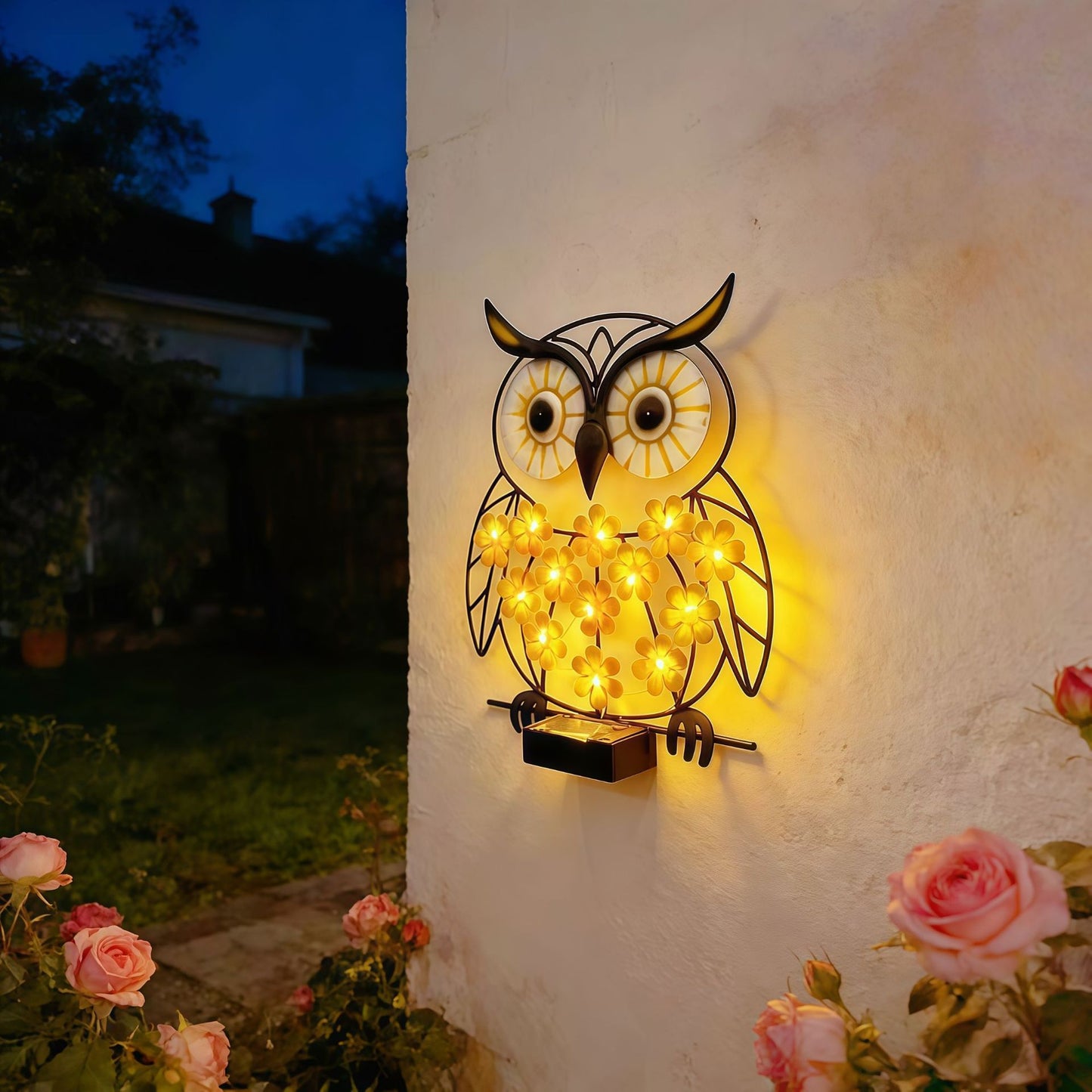 Metall Eule Wandkunst mit solarbetriebenen LED-Blumenlichtern und Eisenrahmen Brehn