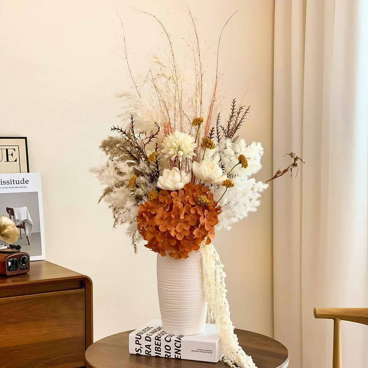 Elegante getrocknete Blumen-Mittelstück  1789940466