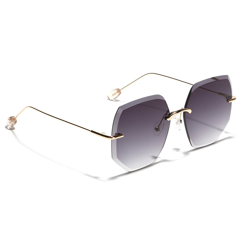 Damen geometrische Sonnenbrille mit hochwertigem Goldrahmen Brehn