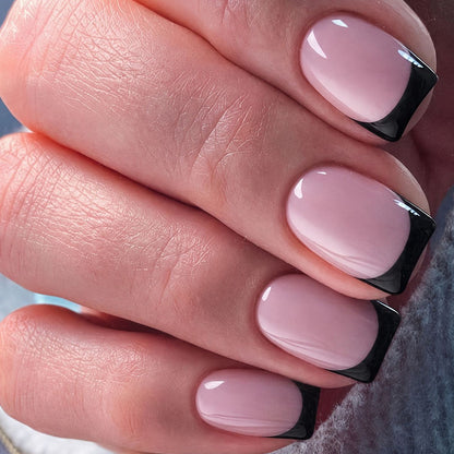 Stilvolle French Tip Gel-Nagelverstärkungen Brehn