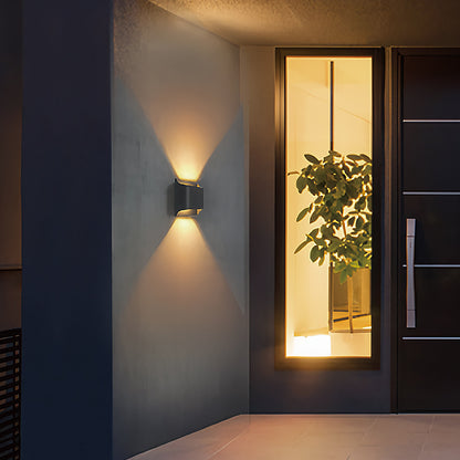 Moderne LED Außenwandlampe