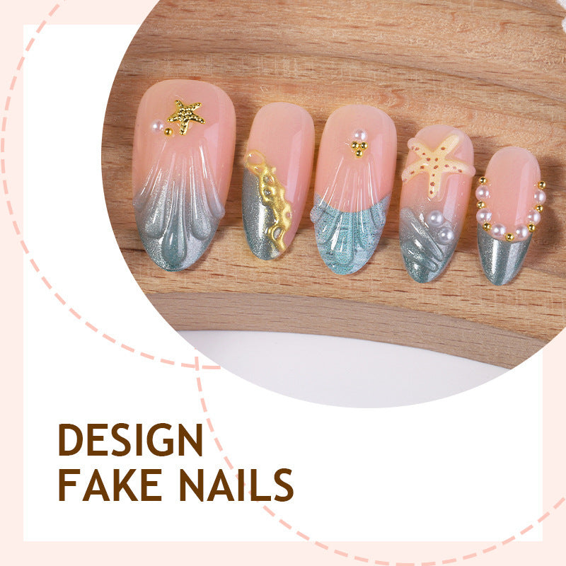 Kunstnagelset mit glamourösen Akzenten und zartem Ombre-Effekt Brehn