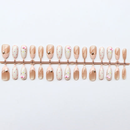 Charakter-verschönerte Druck-on-Nagel-Set