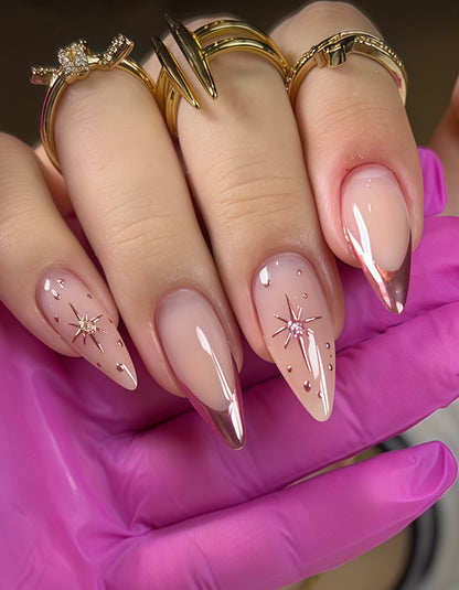 Elegantes Stiletto Press-On Nagelset mit Sternakzenten Brehn