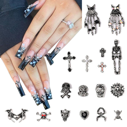Kreuzförmige Nagelkunst-Verzierungen