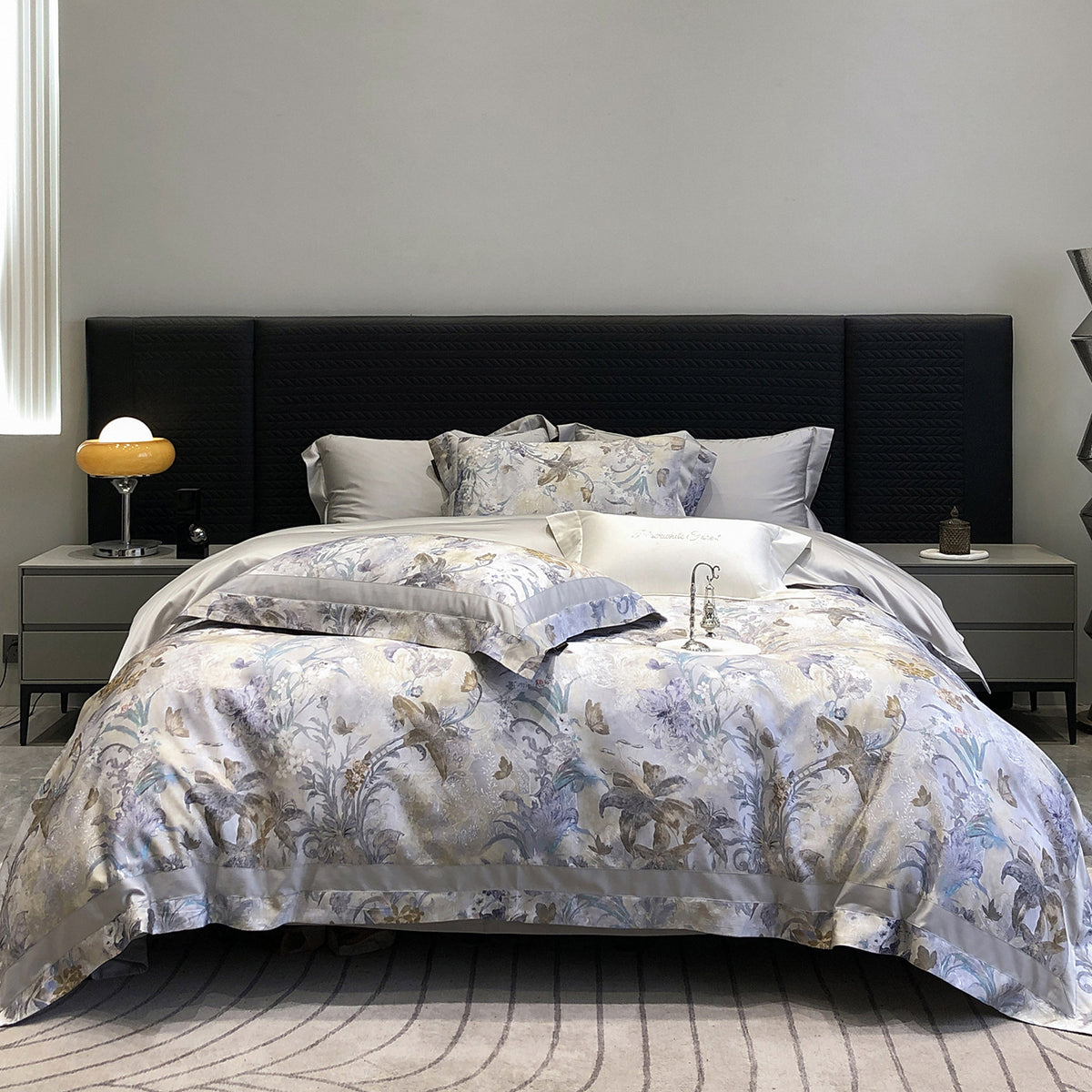 Luxuriöses Baumwollsatin-Bettwäsche-Set mit Tier-Toile-Motiv und Satinkante
