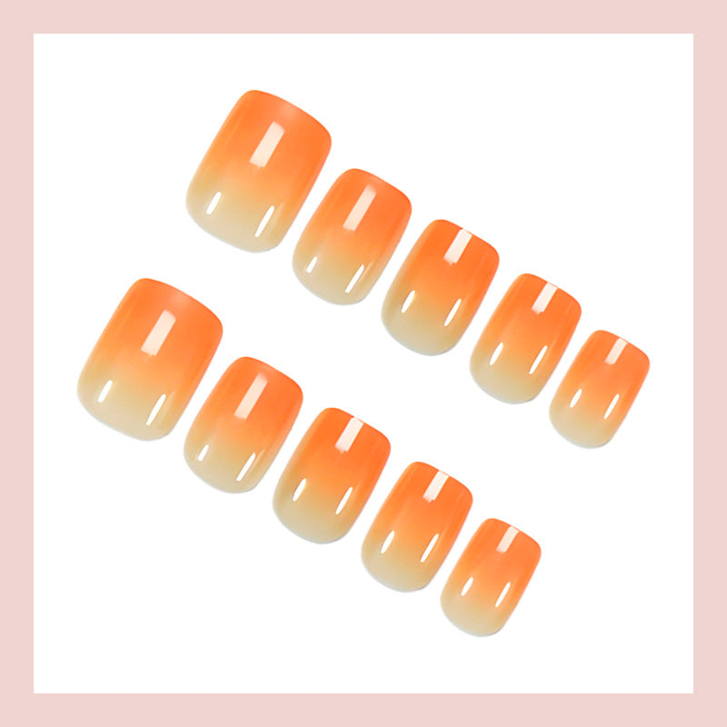 Kunstnagelset mit elegantem Ombré-Design Brehn