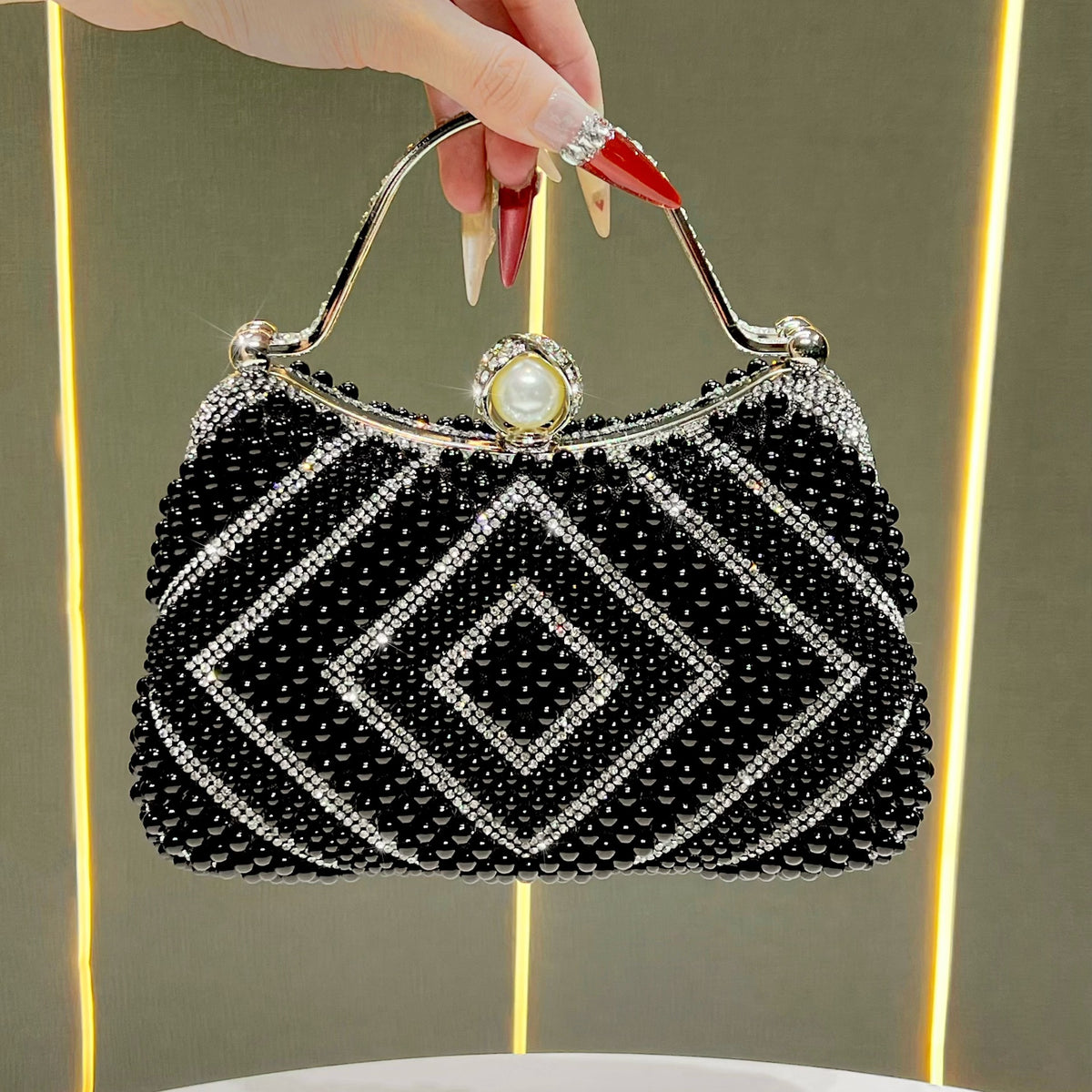 Elegante Perlenhandtasche