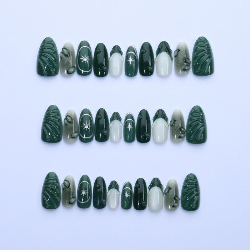 Kunstnägel mit botanischen Motiven Brehn
