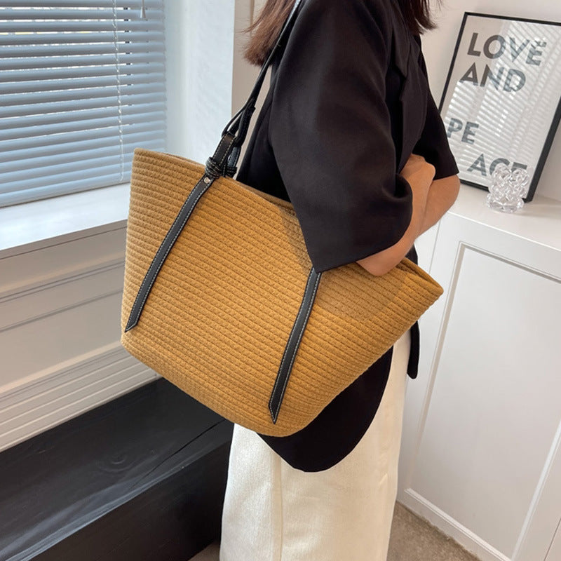 Elegante Shopper Tasche mit Textur Brehn