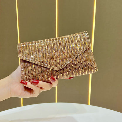 Dekorative Kristallbesetzte Abendclutch