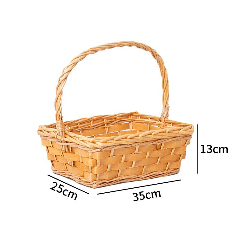 Handgefertigter Korb aus natürlichem Rattan