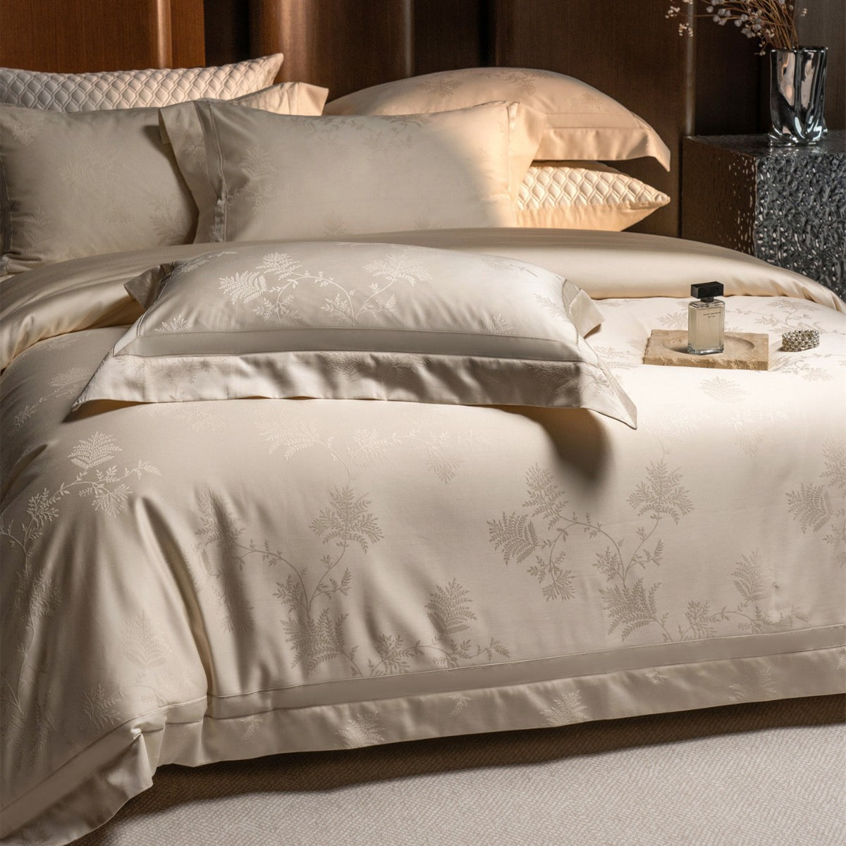 Jacquard Botanical Satin Bettbezug Set mit Kissenbezügen