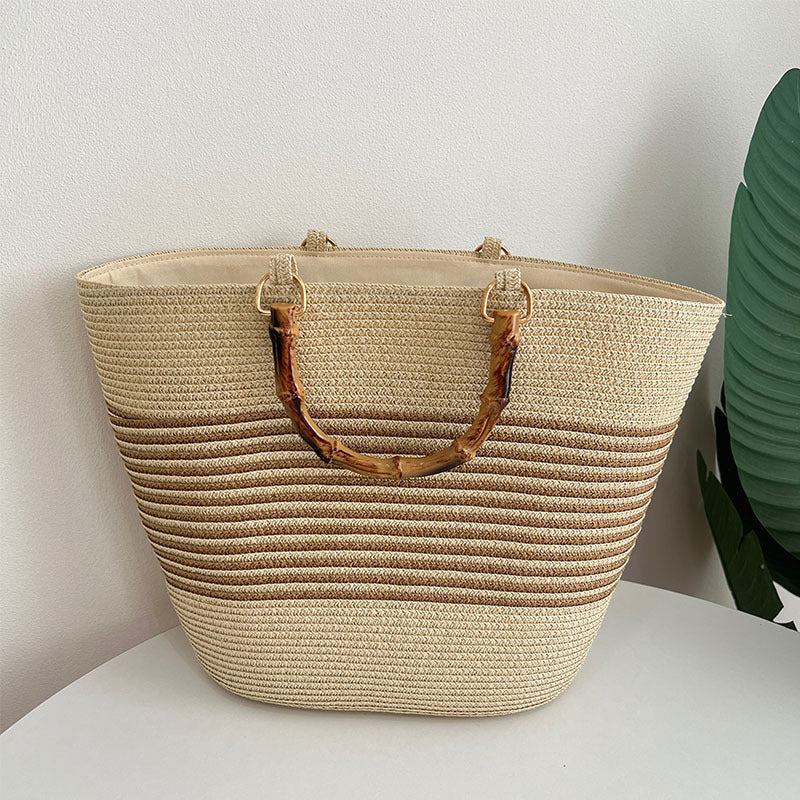 Stilvolle Basttasche mit Hochwertigem Holzgriff Brehn
