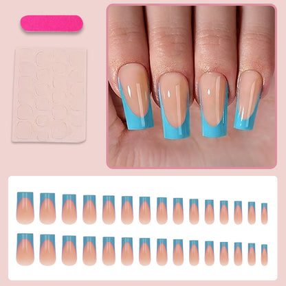 Künstliche Fingernägel mit trendigem Design Brehn